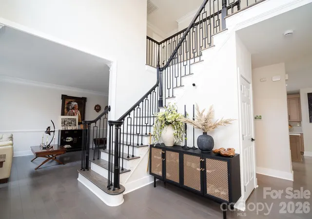 Photo 3 of Single family home for sale at 1617 Home Pl, Matthews, NC 28105 | MLS# 4384540 | Listing updated on 2026-08-31