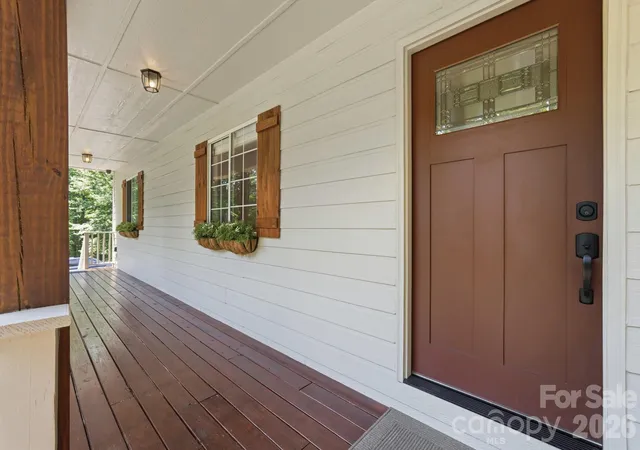 3rd image of 3673 Dockside Ln, Sherrills Ford, NC 28673 | MLS# 4384582