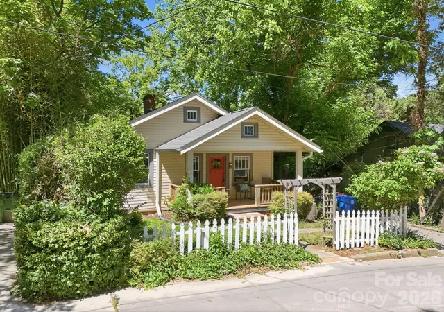 2nd image of 86 Annandale Ave, Asheville, NC 28801 | MLS# 4384599