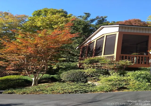 Photo 1 of Townhouse for sale at 51 Duya Ct, Brevard, NC 28712 | MLS# 4384643 | Listing updated on 2026-10-20
