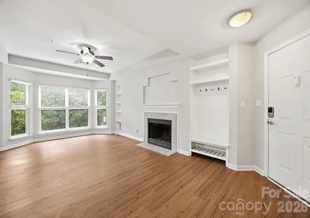 4th image of 509 N Graham St, Charlotte, NC 28202