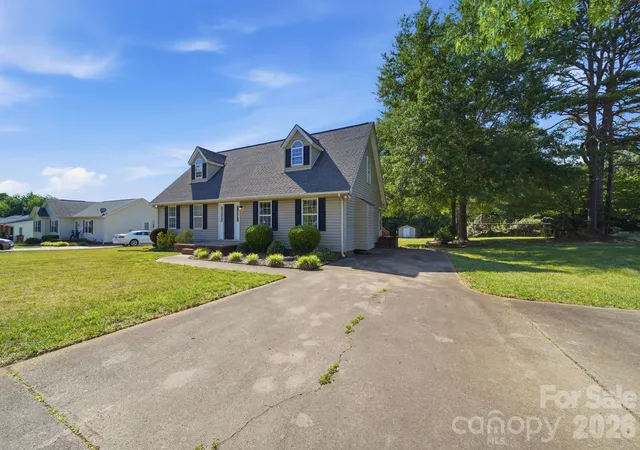 3rd image of 313 Sunrise Cir, Shelby, NC 28150 | MLS# 4384681
