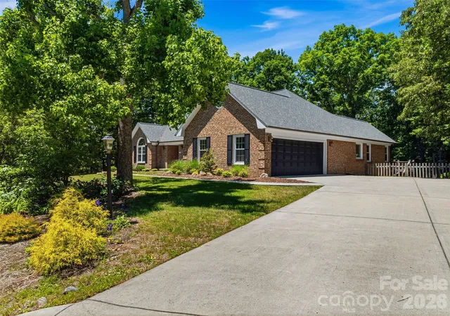 2nd image of 18 High Bluff Dr, Weaverville, NC 28787 | MLS# 4384684