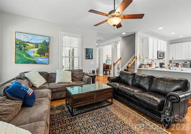 Photo 4 of Single family home for sale at 904 Tuckerton Dr, Fort Mill, SC 29708 | MLS# 4384697 | Listing updated on 2026-10-15