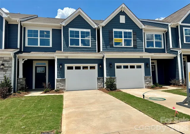 1st image of 110 Pointer Trl, Troutman, NC 28166 | MLS# 4384717