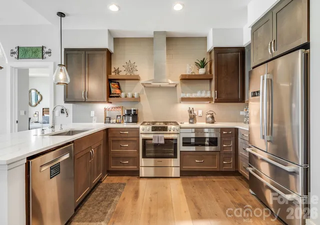 4th image of 7 Patton Ave #1006, Asheville, NC 28801 | MLS# 4384767