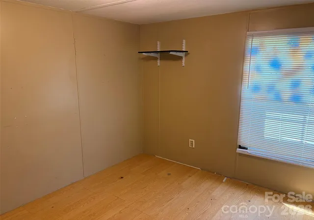 16th image of 15 Spring St, Candler, NC 28715 | MLS# 4384784