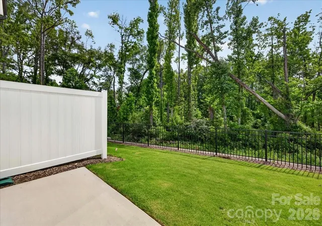 32nd image of 6049 Longar Ln, Charlotte, NC 28269 | MLS# 4384836