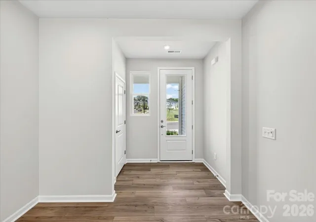 4th image of 6049 Longar Ln, Charlotte, NC 28269 | MLS# 4384836