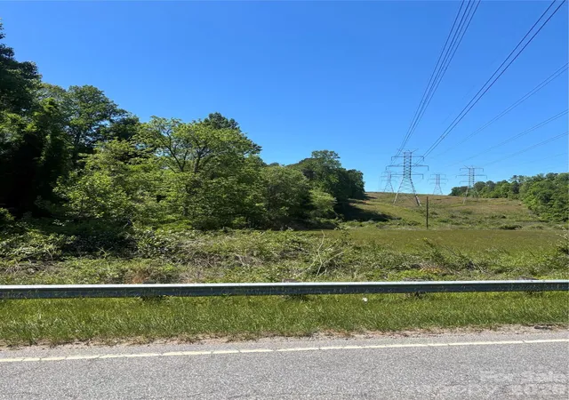 12th image of 2049 Old Shelby Rd, Hickory, NC 28602 | MLS# 4384871