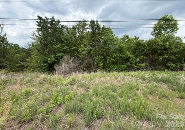 3rd image of 2049 Old Shelby Rd, Hickory, NC 28602 | MLS# 4384871