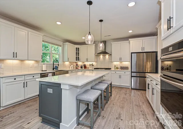 3rd image of 13215 Fiore Pl, Huntersville, NC 28078 | MLS# 4384879