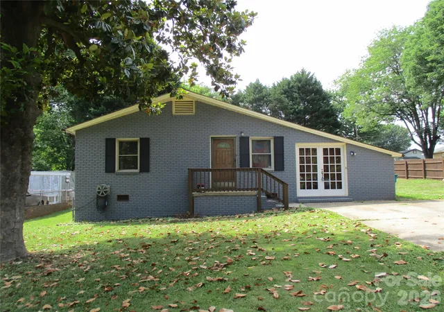 Photo 1 of Single family home for sale at 307 6th Street, Belmont, NC 28012 | MLS# 4384941 | Listing updated on 2026-09-17