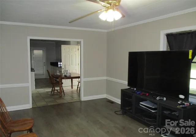 Photo 4 of Single family home for sale at 307 6th Street, Belmont, NC 28012 | MLS# 4384941 | Listing updated on 2026-09-17
