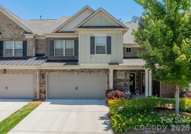 Photo 1 of Townhouse for sale at 1038 Crst Oak Ln, Fort Mill, SC 29707 | MLS# 4384950 | Listing updated on 2026-08-28