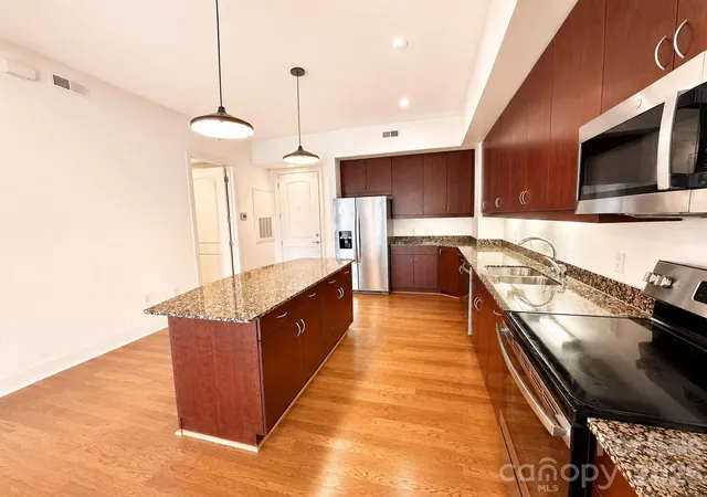 3rd image of 4625 Piedmont Row Dr #400, Charlotte, NC 28210 | MLS# 4384989