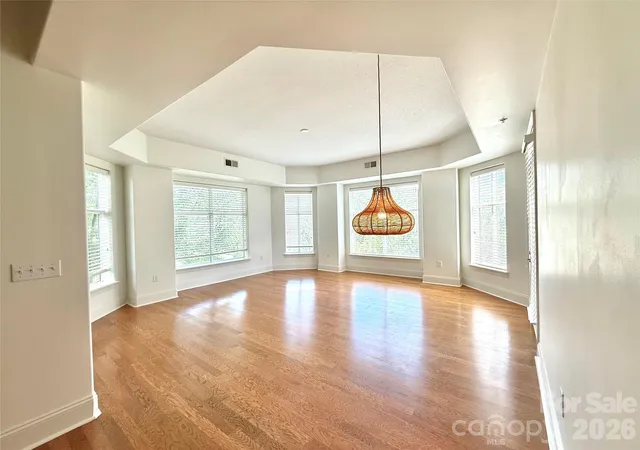 5th image of 4625 Piedmont Row Dr #400, Charlotte, NC 28210 | MLS# 4384989