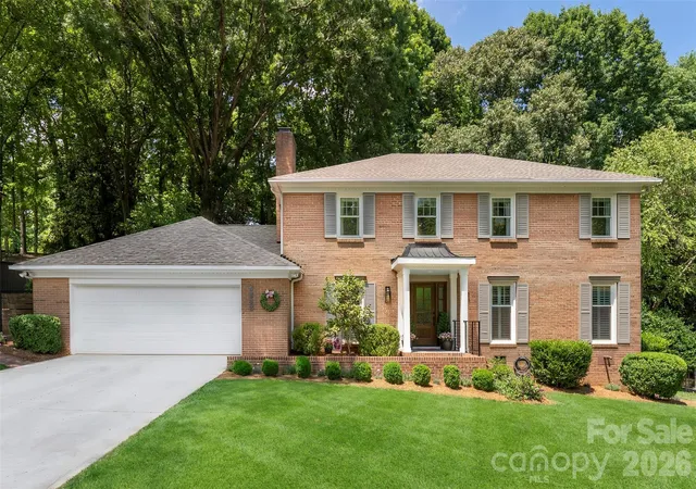 Photo 1 of Single family home for sale at 6613 Rocky Fls Rd, Charlotte, NC 28211 | MLS# 4385008 | Listing updated on 2026-10-27