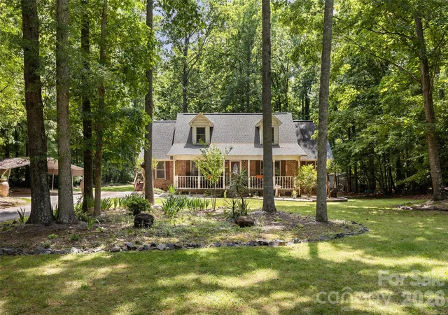 Homes for sale in York, SC | 1333 Rabbit Run Rd, York, SC 29745 | MLS# 4385015