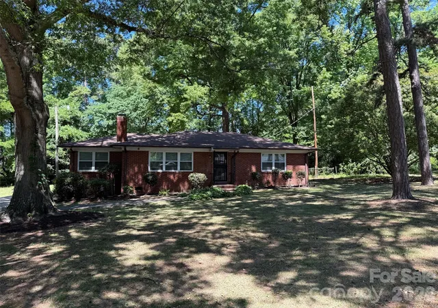 1st image of 1662 Browns Ave, Charlotte, NC 28208 | MLS# 4385030