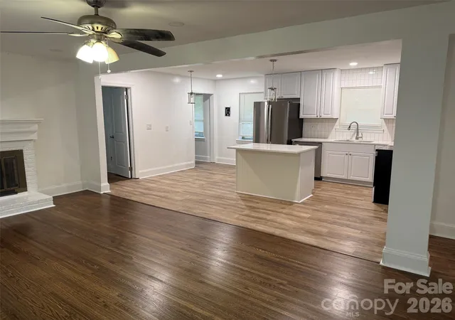 5th image of 1662 Browns Ave, Charlotte, NC 28208 | MLS# 4385030