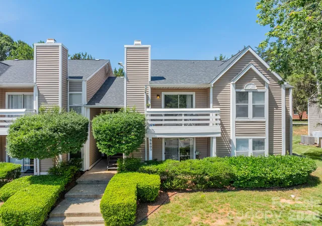 2nd image of 9605 Vinca Cir #G, Charlotte, NC 28213 | MLS# 4385047