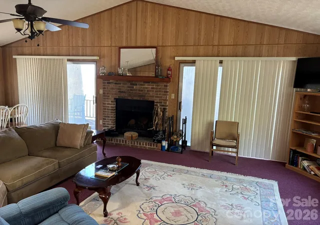 Homes for sale in Bryson City, NC | 120 Kimberly Dr, Bryson City, NC 28713 | MLS# 4385063
