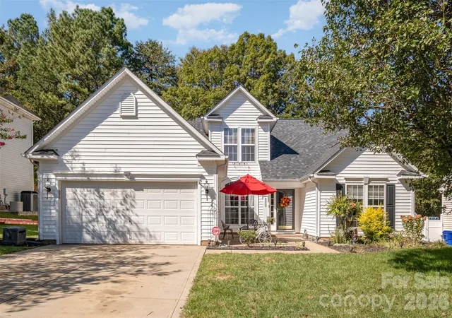 Homes for sale in Denver, NC | 6859 Lakecrest Ct, Denver, NC 28037 | MLS# 4385082