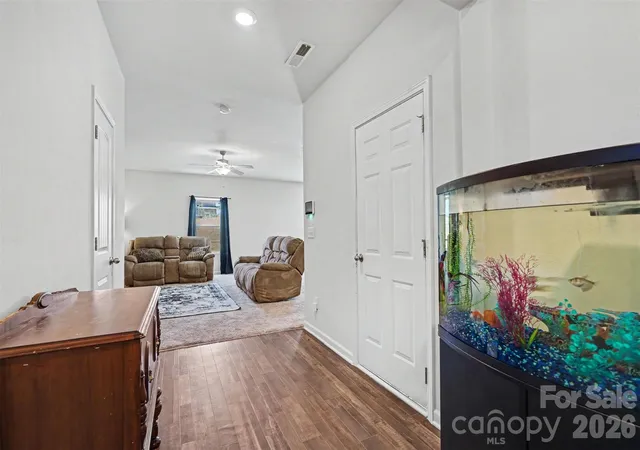 2nd image of 1112 Creedmore Ct, Charlotte, NC 28215 | MLS# 4385093