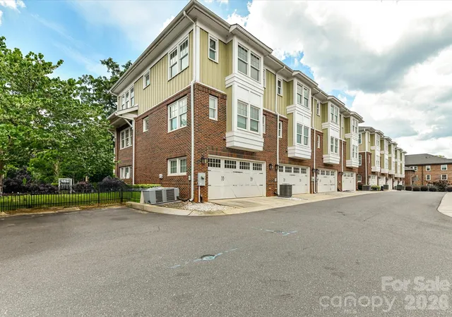 21st image of 131 Grandin Rd, Charlotte, NC 28208 | MLS# 4385124