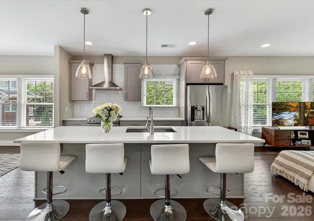 Photo 4 of Townhouse for sale at 131 Grandin Rd, Charlotte, NC 28208 | MLS# 4385124 | Listing updated on 2026-09-24