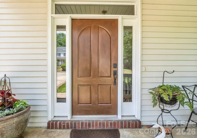 Photo 3 of Single family home for sale at 1042 Columbine Rd, Asheville, NC 28803 | MLS# 4385131 | Listing updated on 2026-08-19