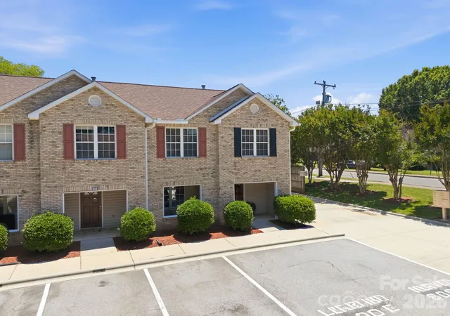 2nd image of 806 Maupin Ave, Salisbury, NC 28144 | MLS# 4385180
