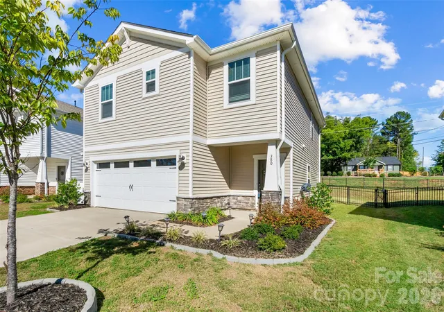 Photo 2 of Single family home for sale at 380 Olympia Way, York, SC 29745 | MLS# 4385182 | Listing updated on 2026-10-20