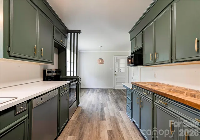 Photo 3 of Single family home for sale at 809 Forest Hl Dr, Shelby, NC 28150 | MLS# 4385208 | Listing updated on 2026-09-04