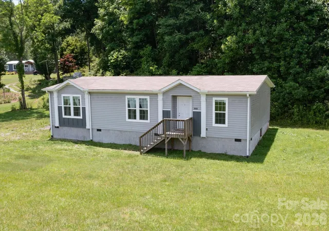Homes for sale in Rosman, NC | 1060 Pickens Hwy, Rosman, NC 28772 | MLS# 4385231