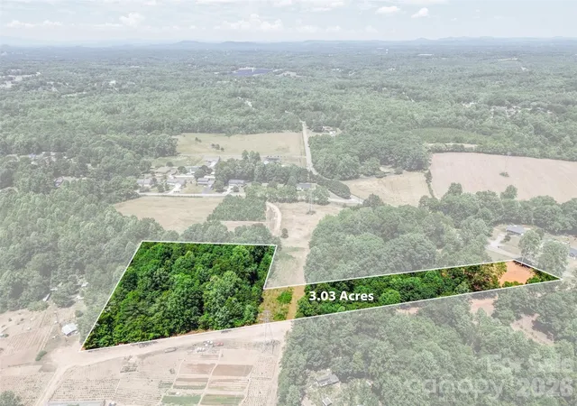 2nd image of 00 Cape Hickory Rd, Hickory, NC 28601 | MLS# 4385237