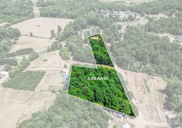 3rd image of 00 Cape Hickory Rd, Hickory, NC 28601 | MLS# 4385237