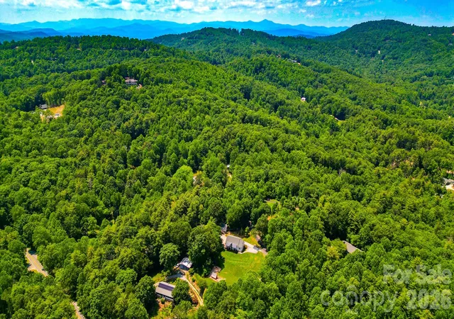 Photo 46 of Single family home for sale at 182 Ellerslie Acre, Hendersonville, NC 28739 | MLS# 4385245 | Listing updated on 2026-09-22