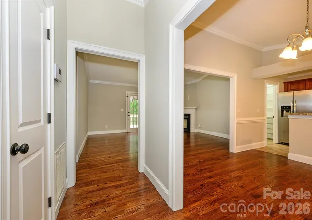 Photo 3 of Single family home for sale at 6060 Acadian Woods Dr, Charlotte, NC 28227 | MLS# 4385264 | Listing updated on 2026-10-09
