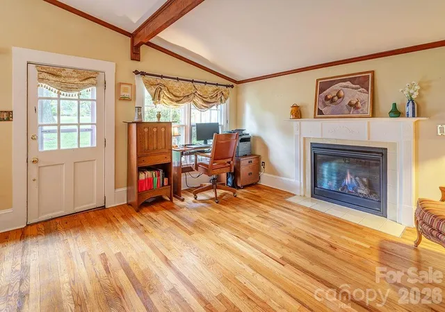 4th image of 52 Gracelyn Rd, Asheville, NC 28804 | MLS# 4385277