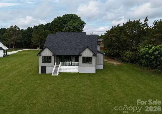 3rd image of 159 Lone Pine Rd, Statesville, NC 28625 | MLS# 4385296