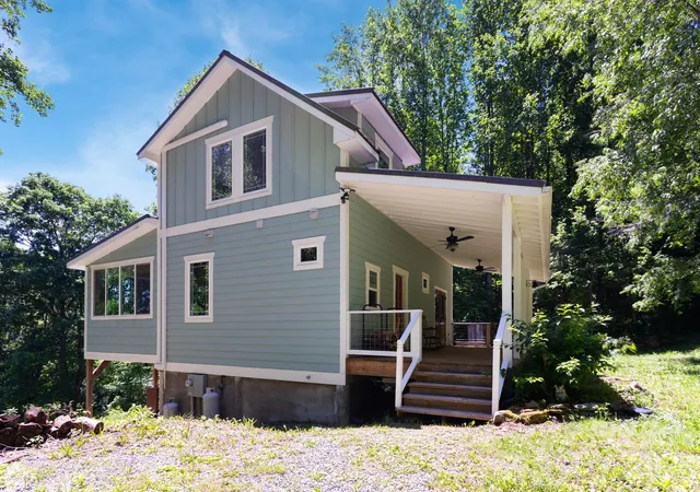 2nd image of 1621 Upward Wy, Waynesville, NC 28785 | MLS# 4385302