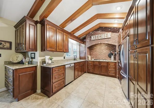 Photo 4 of Single family home for sale at 138 Whispering Pines Dr, Hudson, NC 28638 | MLS# 4385334 | Listing updated on 2026-08-31