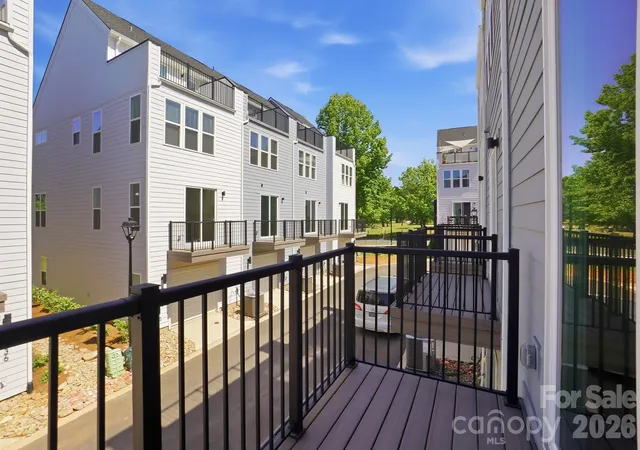 Photo 18 of Townhouse for sale at 1124 Kokomo Ln, Charlotte, NC 28206 | MLS# 4385352 | Listing updated on 2026-09-29