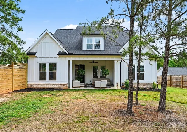 Homes for sale in Peachland, NC | 31 Ridgecrest Ave, Peachland, NC 28133 | MLS# 4385368