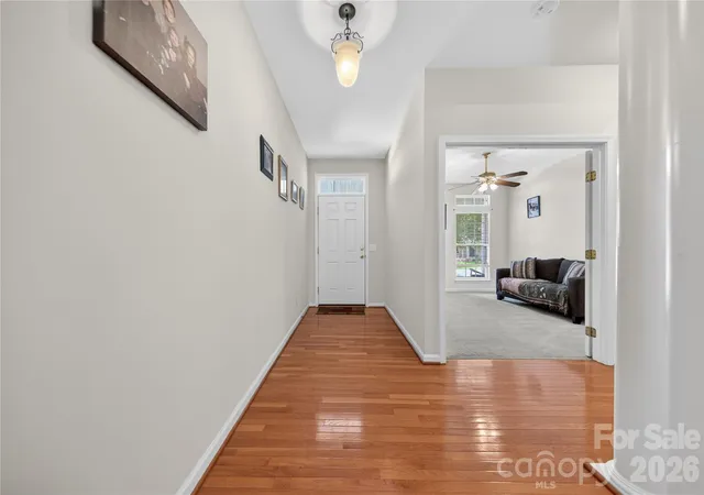 Photo 3 of Single family home for sale at 533 Fair Oaks Dr, Fort Mill, SC 29708 | MLS# 4385370 | Listing updated on 2026-09-17