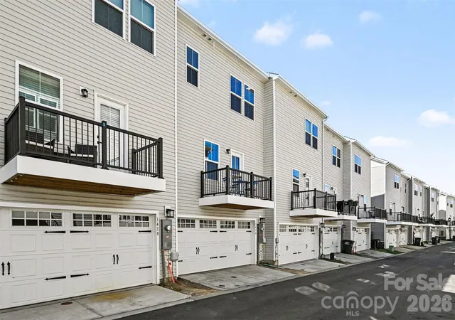 Homes for sale in Charlotte, NC | 1414 Newell Towns Ln, Charlotte, NC 28262 | MLS# 4385399