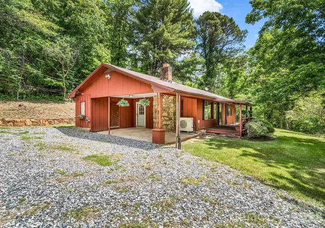 Homes for sale in Marshall, NC | 1395 Tillery Branch Rd, Marshall, NC 28753 | MLS# 4385411