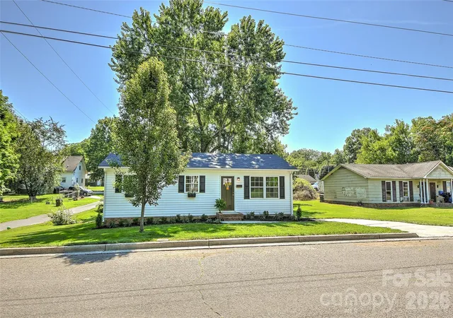 Homes for sale in Monroe, NC | 301 Branch St S, Monroe, NC 28112 | MLS# 4385417